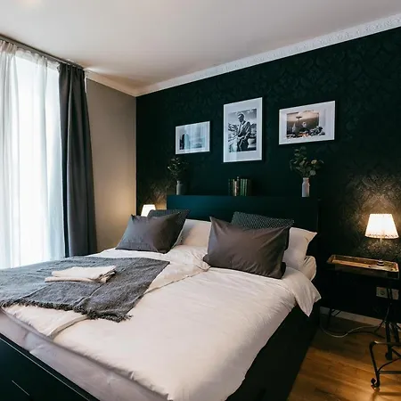 アパート Luxury Downtown Mit Garage