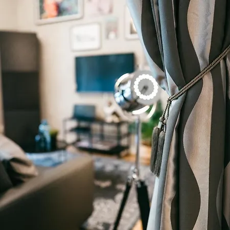 Apartmán Luxury Downtown Mit Garage *