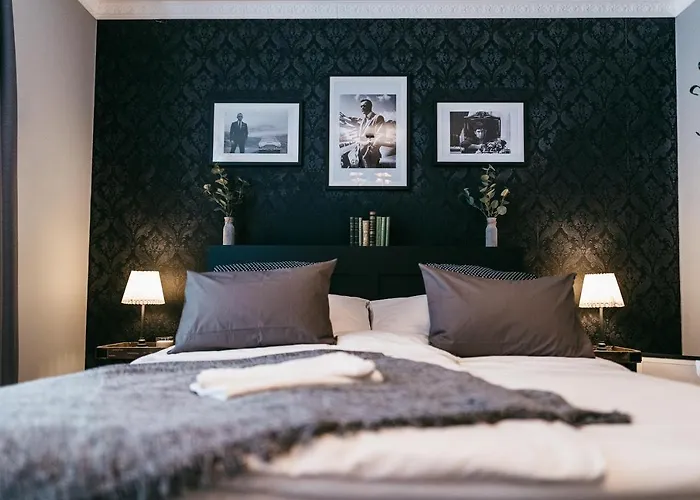 شقة Luxury Downtown Mit Garage